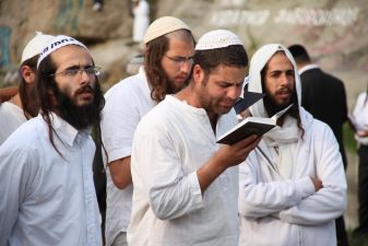Евреи во время молитвы