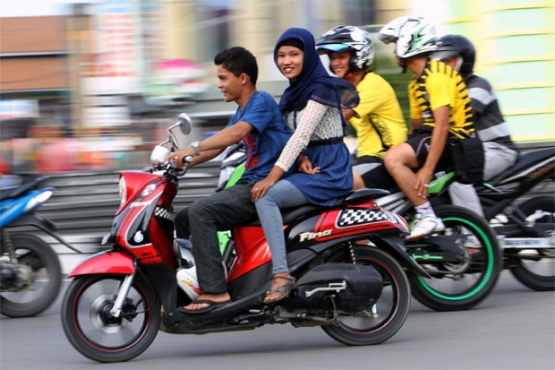 Скутер – один из самых популярных видов местного транспорта на Яве