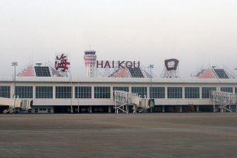 Вид на аэропорт в Хайкоу