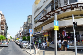 Торговая улица в Тель-Авиве