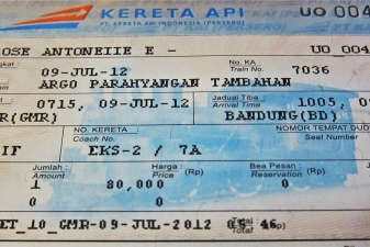 Индонезийский железнодорожный билет