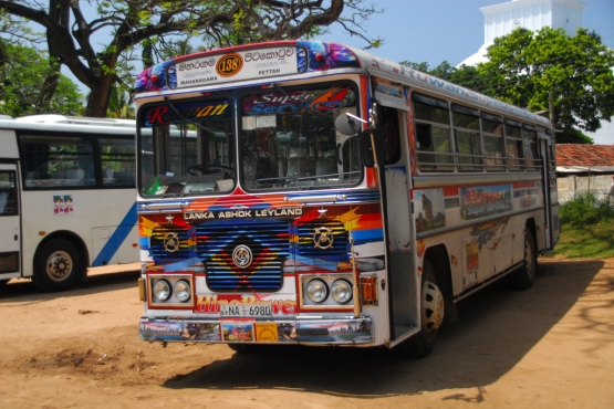 Ланкийский автобус