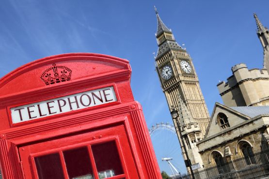 Красная телефонная будка – один из символов Англии