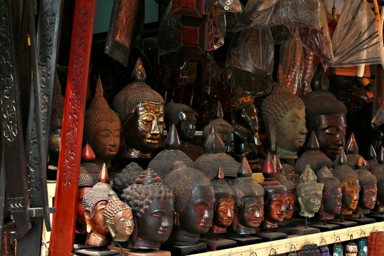 Сувениры в Камбодже