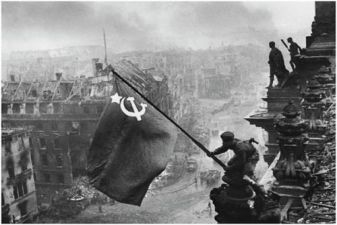 Россия фото – знамя Победы над Берлином