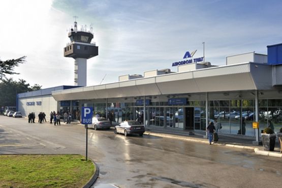 Терминал аэропорта Тиват