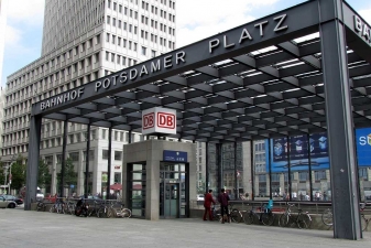 Здание станции Potsdamer Platz
