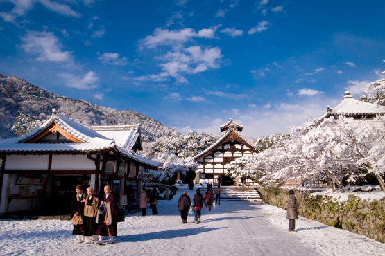 Зима в Японии
